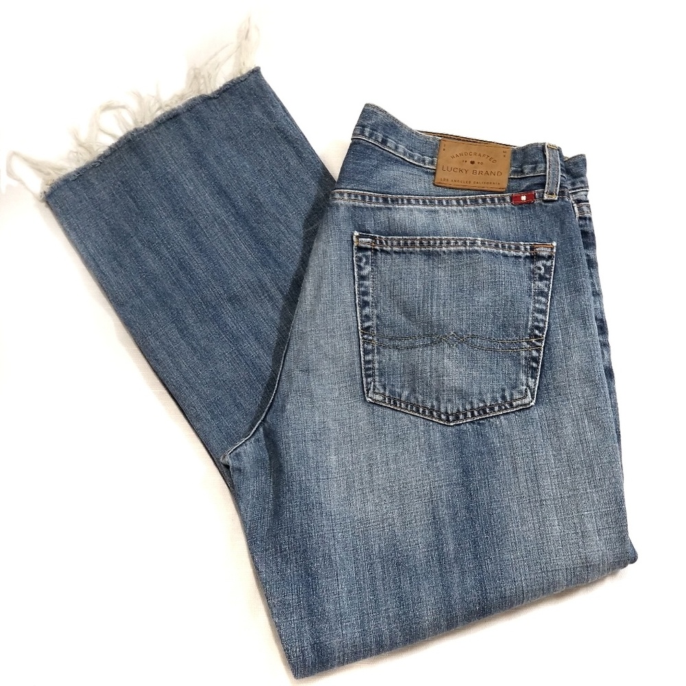 Lucky brand 221 Original bootcut raw hem 36